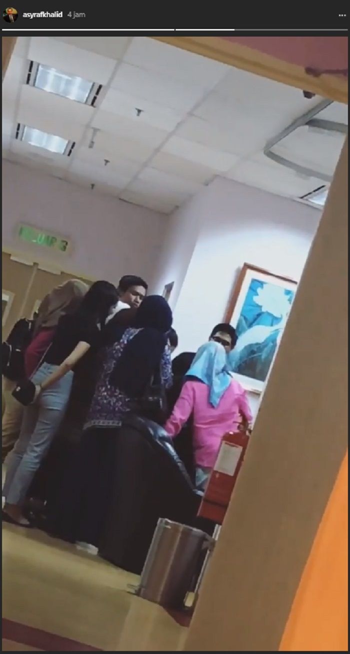 Story dari Asyraf Khalid