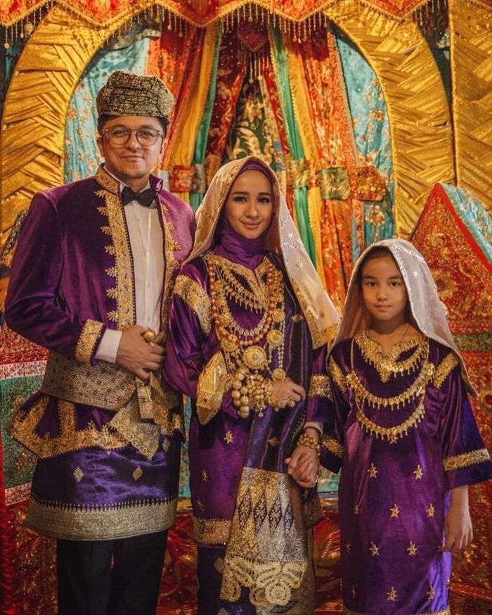 Laudya Cynthia Bella dan Engku Emran