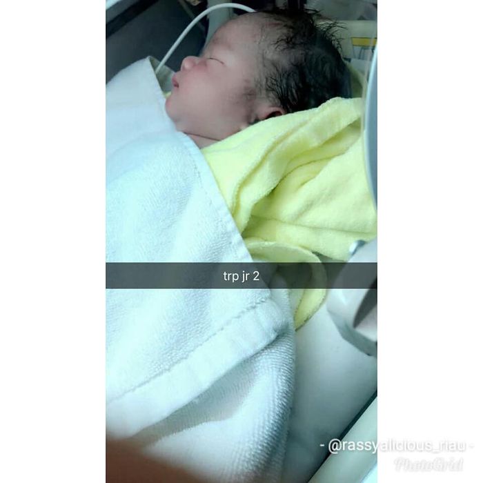 Adik Tiri Teuku Rassya
