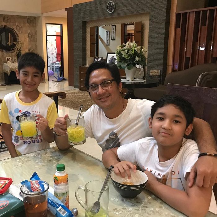 Ruang Makan Andre Taulany