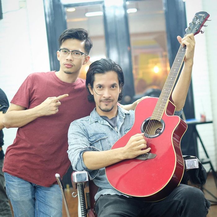 Pandai main gitar