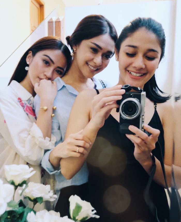 Tyna, Nana, dan Naysilla Mirdad
