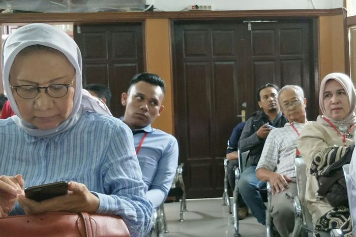 Ratna Surampaet