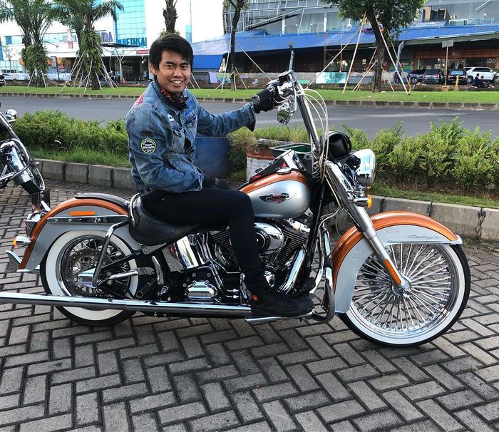 Koleksi kendaraan mewah Tantowi Ahmad