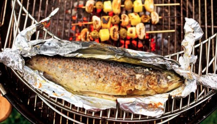 Ikan merupakan makanan yang wajib dikonsumsi untuk dapatkan kuku sehat