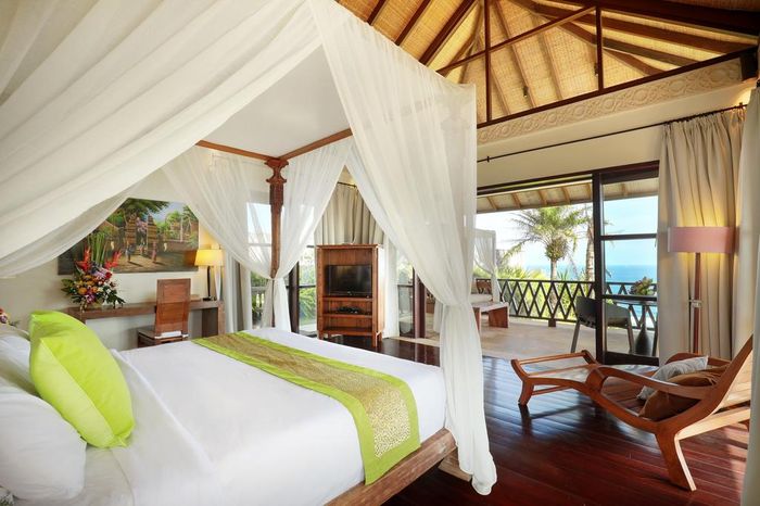 Kamar Mewah yang Langsung Berhadapan Dengan Pantai