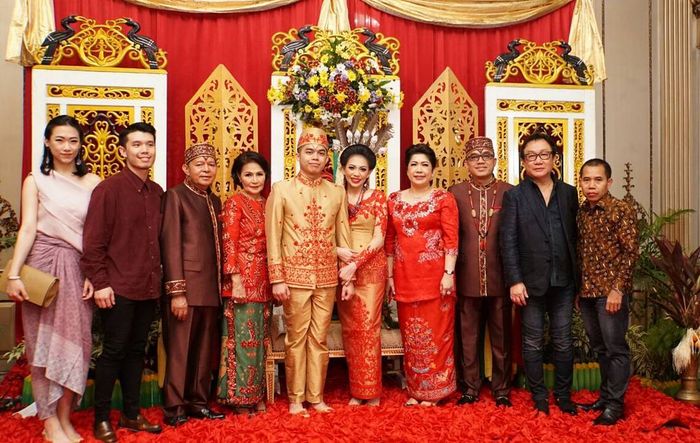 Pakaian Pernikahan Kezia