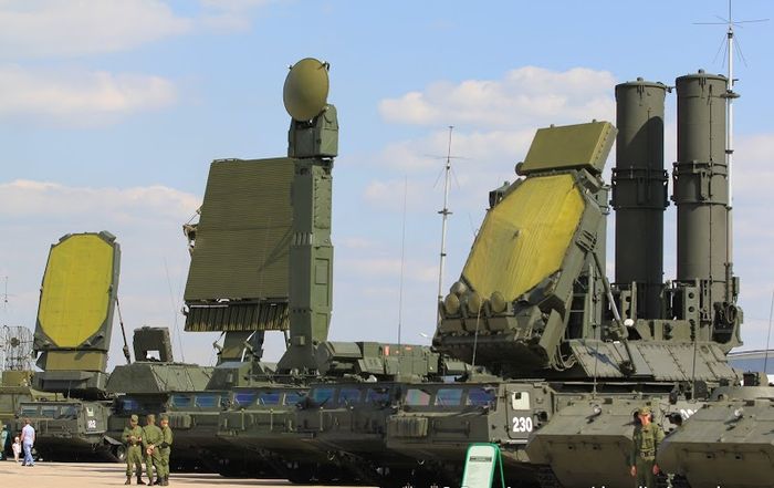 sistem pertahanan udara S-300