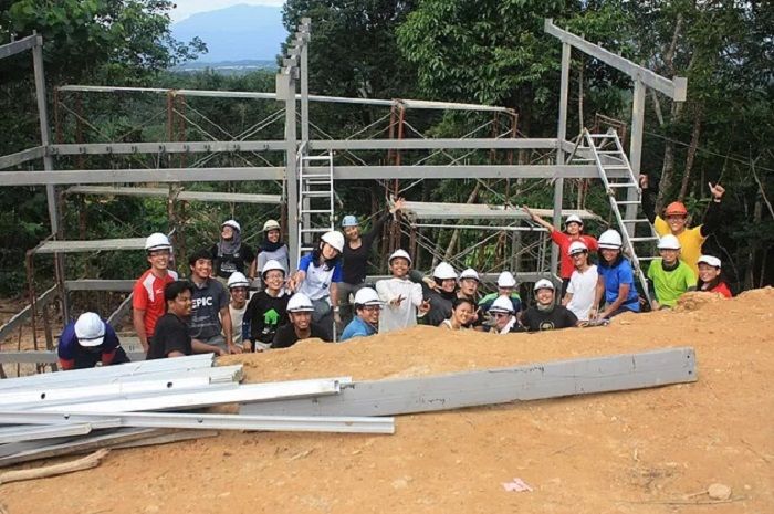Atiqah dan orang-orang Epic Homes