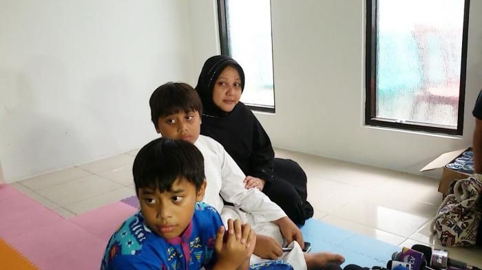 Anak kembar Komeng.
