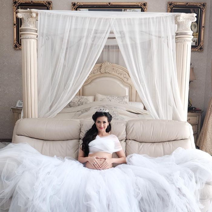 Kamar Tidur Sylvia Fully