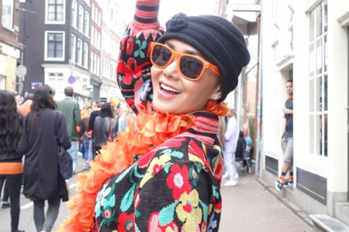Intip Gaya Modis Yuni Shara dengan Berbagai Model Topi yang Super Catchy!