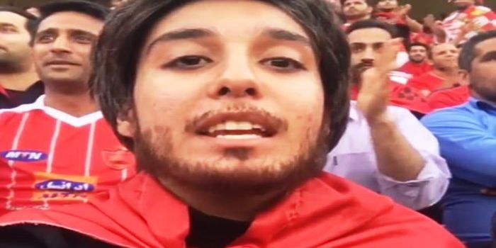 Foto dan video mereka pun menyebar di media sosial dan menjadi viral.