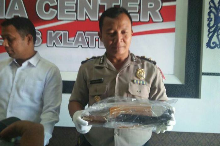 Bendo sepanjang 40 cm jadi senjata pembunuhan