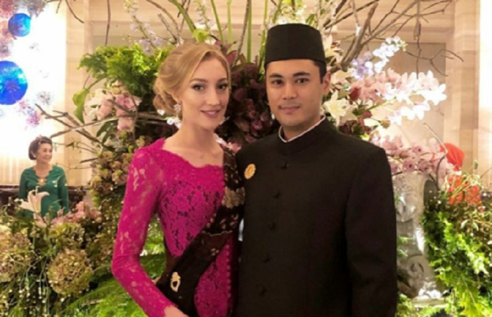 Varsha Strauss, pasangan Panji Trihatmodjo yang curi perhatian di pernikahan ccit Soeharto