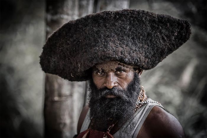 Suku tombak penduduk asli Papua Nugini