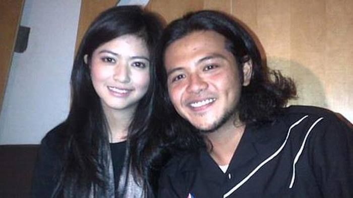 Ramon Y Tungka dan Qory Sandioriva