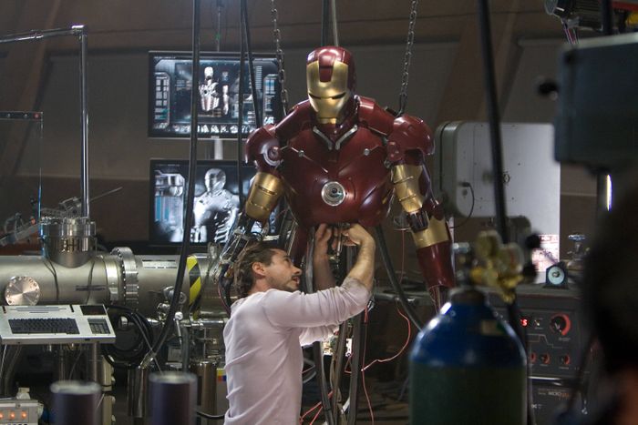 Salah satu adegan dalam film Iron Man tahun 2008