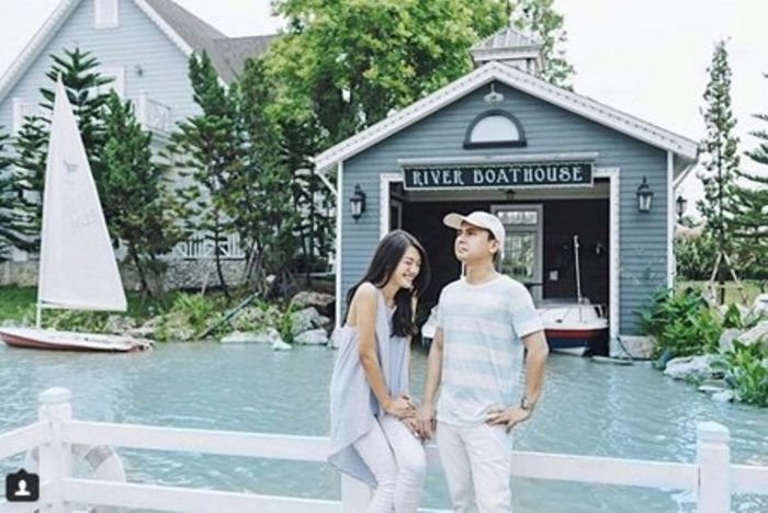 Raditya Dika dan Anissa Aziza