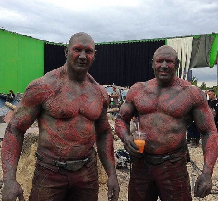 Avenger dengan Stuntman.