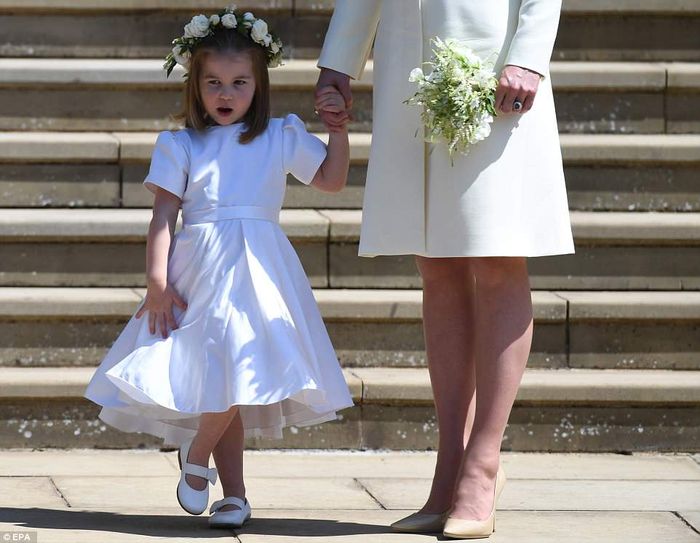 Putri Charlotte saat akan menjadi bridesmaid Meghan Markle