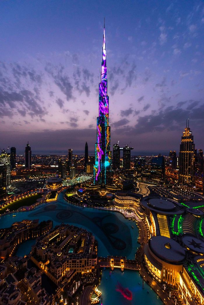 Penampilan Burj Khalifa saat bulan ramadan.
