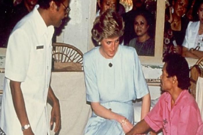 Lady Diana saat di RS Sitanala