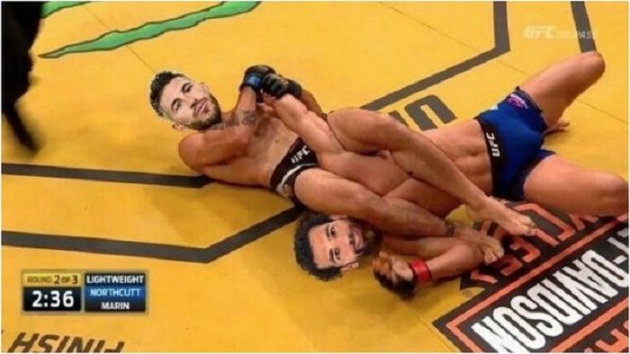 Meme Mo Salah bergulat dengan Sergio Ramos
