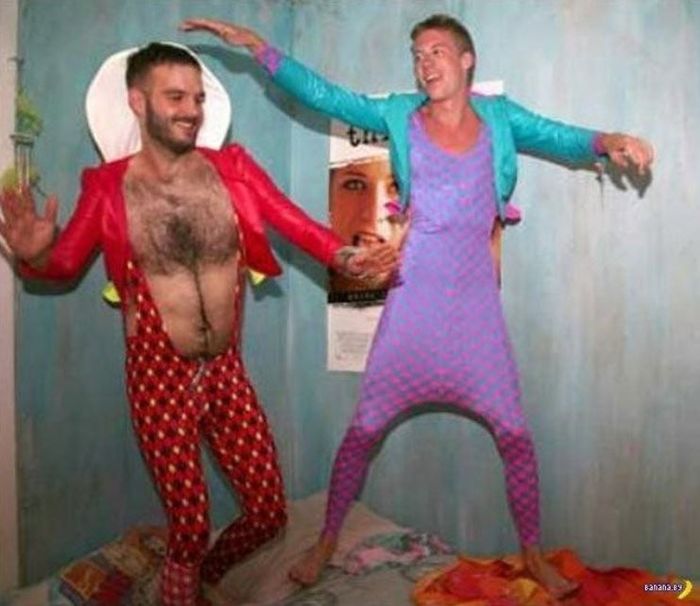 Tren busana nyleneh yang pernah ada 