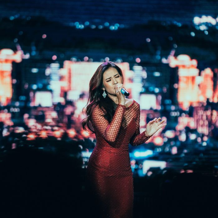Raisa kala manggung