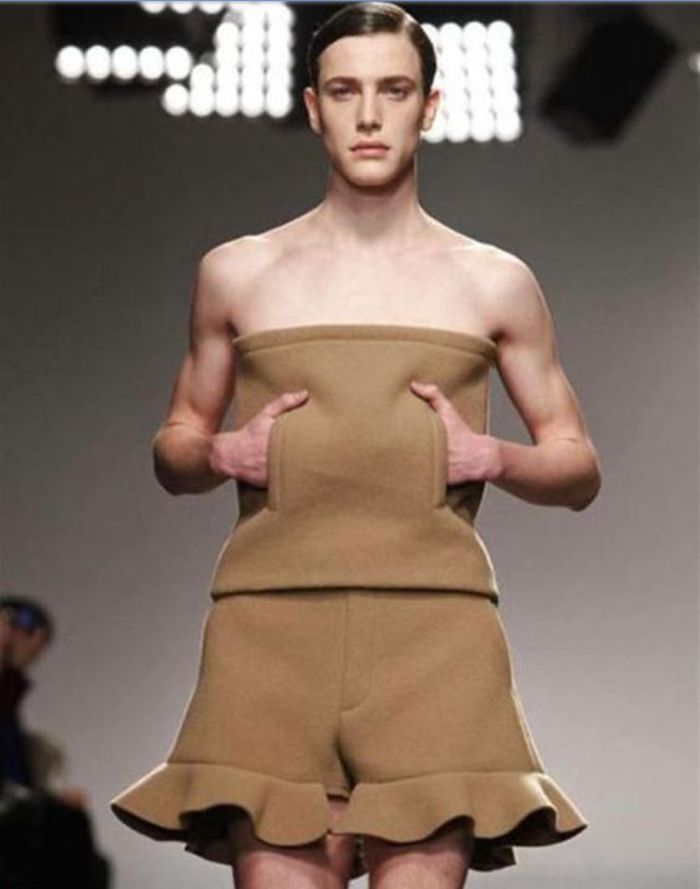 Tren busana nyleneh yang pernah ada 