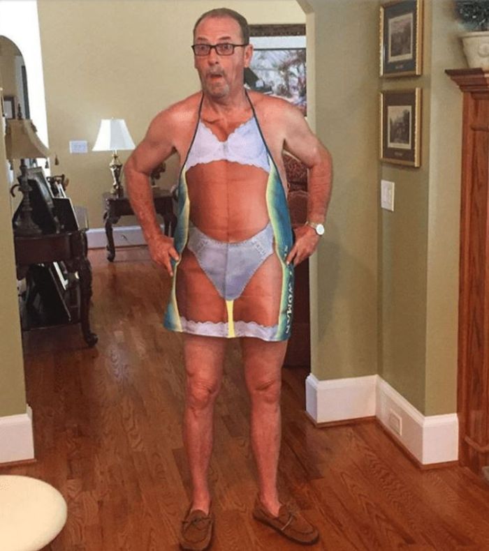 Tren busana <a href=