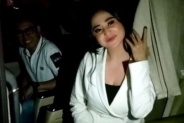Dewi Perssik Saat Ditemui di Studio ANTV, Selasa (29/5)