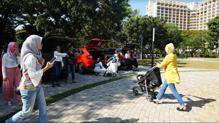 Keseruan Challenge Menata Barang di Mobil