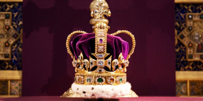 Mahkota Ratu Elizabeth II