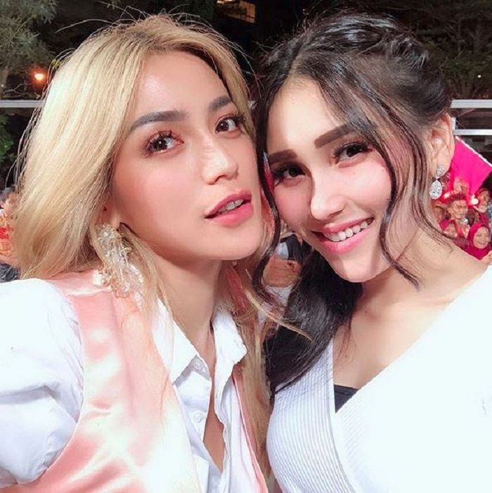 Jessica Iskandar dan Ayu Ting Ting