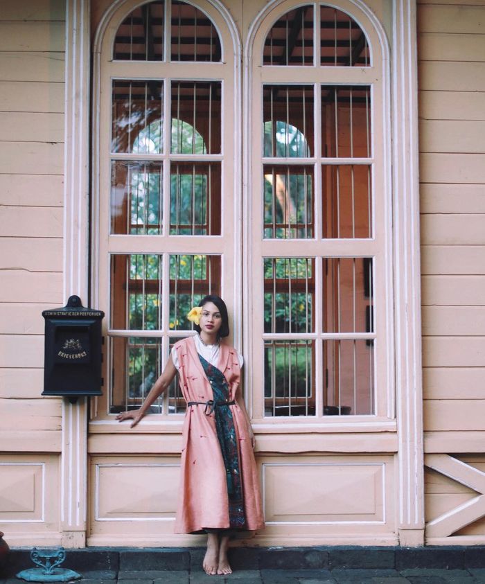 Andien Aisyah tampil cantik dalam balutan wrap outer