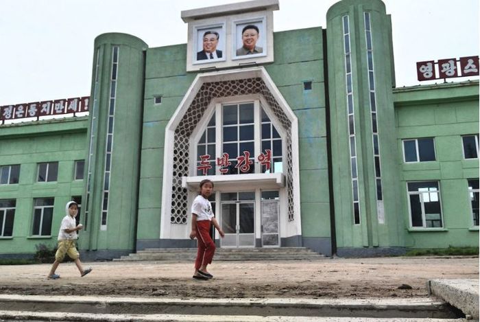 
 


Foto-foto ekslusif yang berhasil ditangkap di Korea Utara