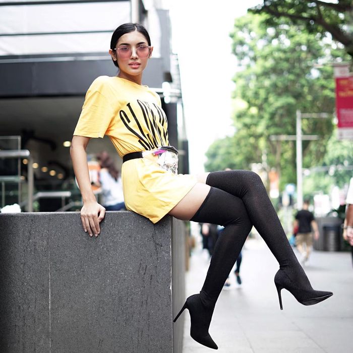 Millen Cyrus dengan stocking (instagram.com/millencyrus)