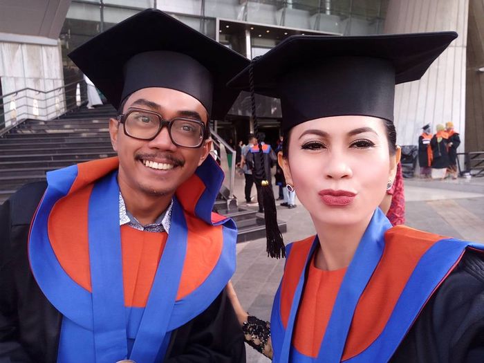Ana Pinem seorang lulusan sarjana (instagram/@anacpinem76)