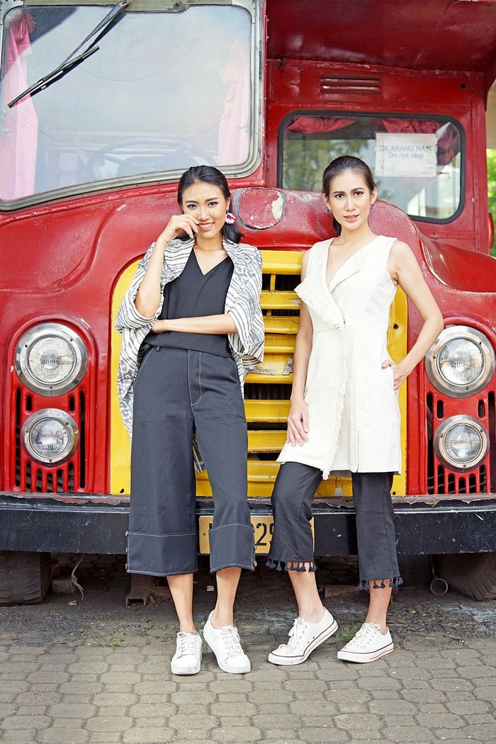 Dresscode dengan nuansa monokrom