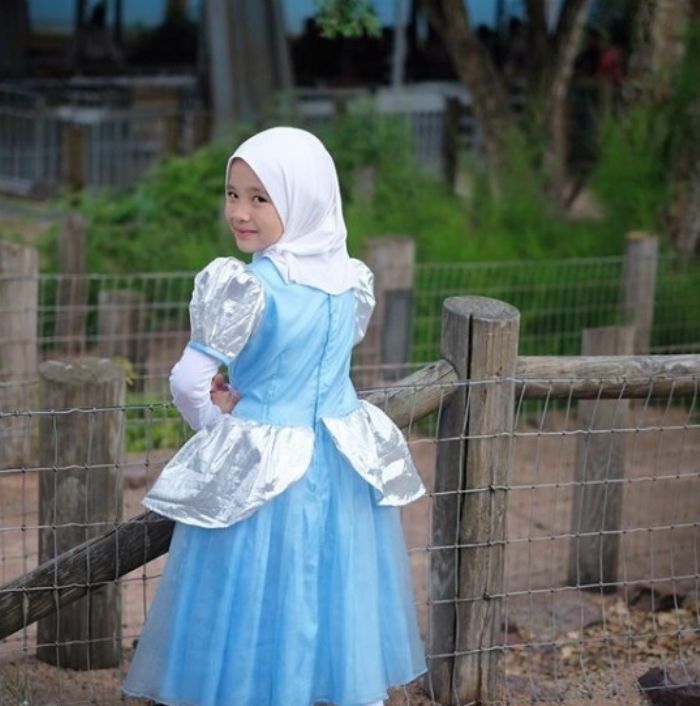 Kana Sybilla dengan kostum Princess