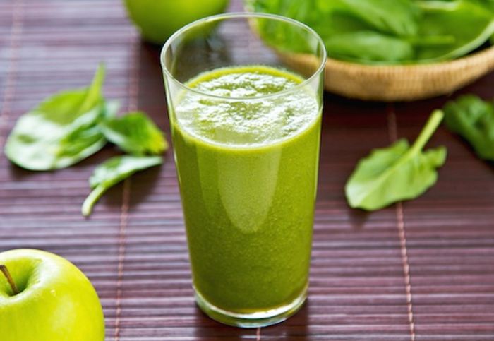 bayam smoothies