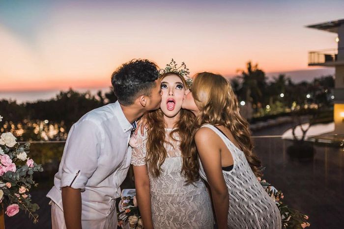 Potret kedekatan Ashanty dan kedua anak Anang, Aurel dan Azriel