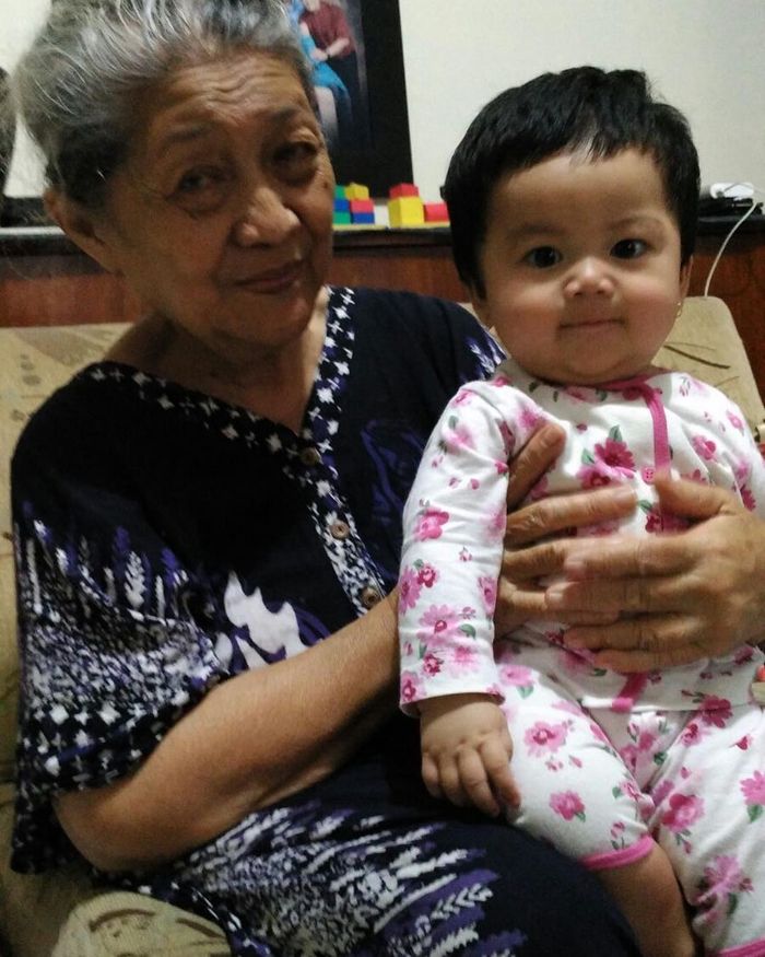 Ibu Tike Priantankususmah meninggal dunia
