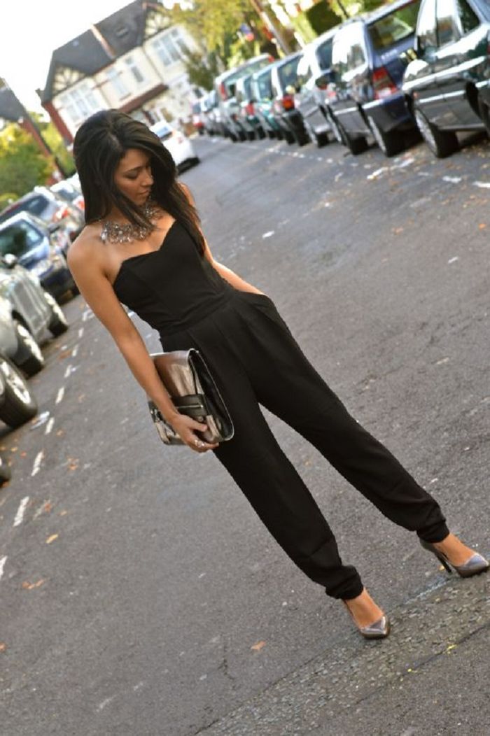 jumpsuit + pointed heels