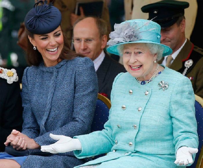 Kate dan Ratu Elizabeth II