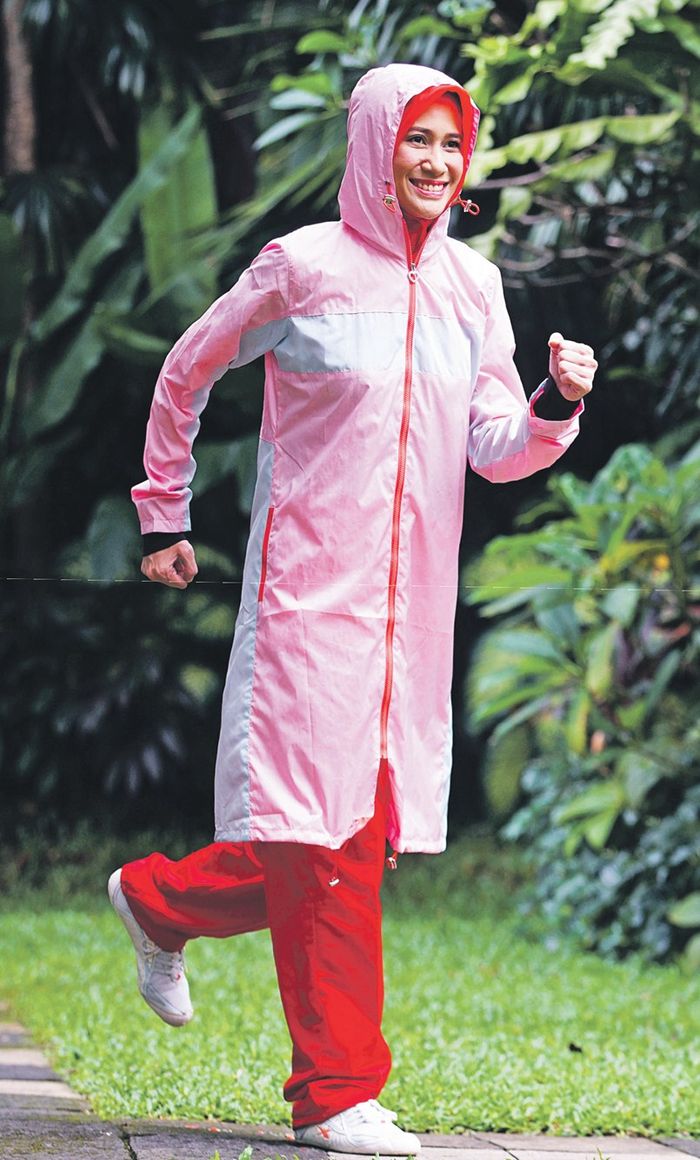 Jaket panjang sauna pink model capuchon