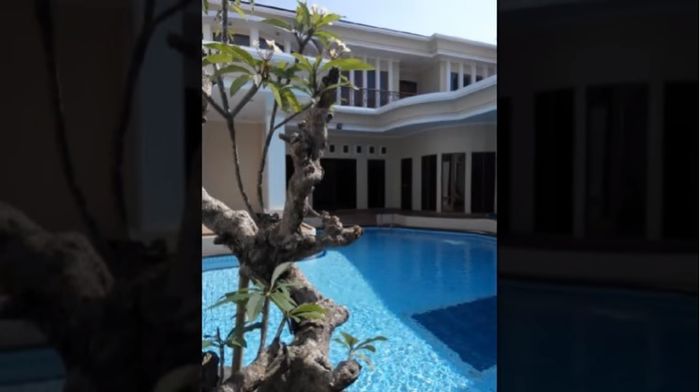 Rumah Bunga Zainal