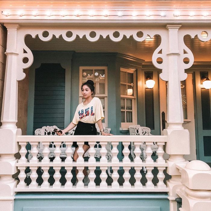 instagram.com/nikitawillyofficial94
Penampilan Nikita Willy saat mengenakan T-shirt alias kaus oblong